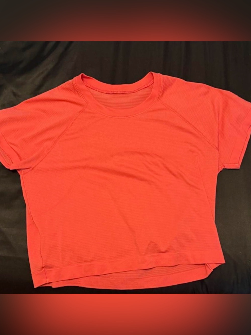 Lululemon swiftly crop top size 8 Women's Cropped Crewneck Tee in Coral Red